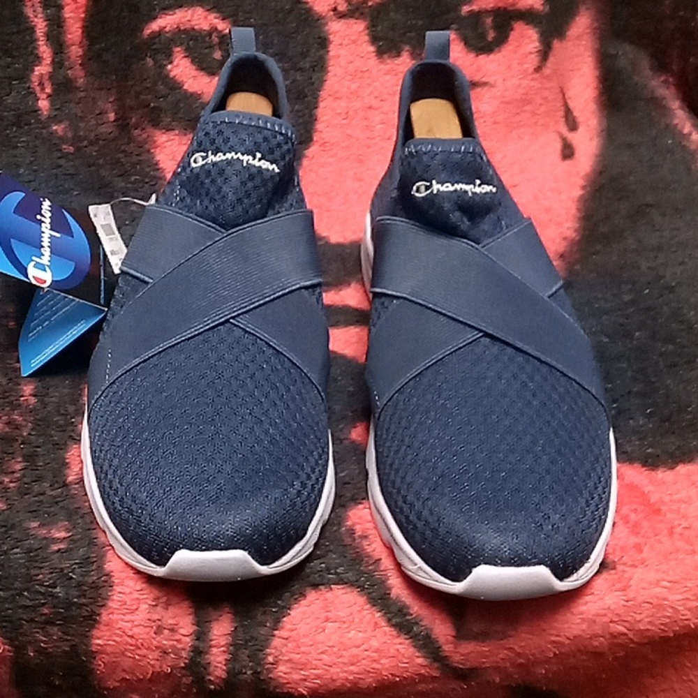 Women's champion shoes with tag
